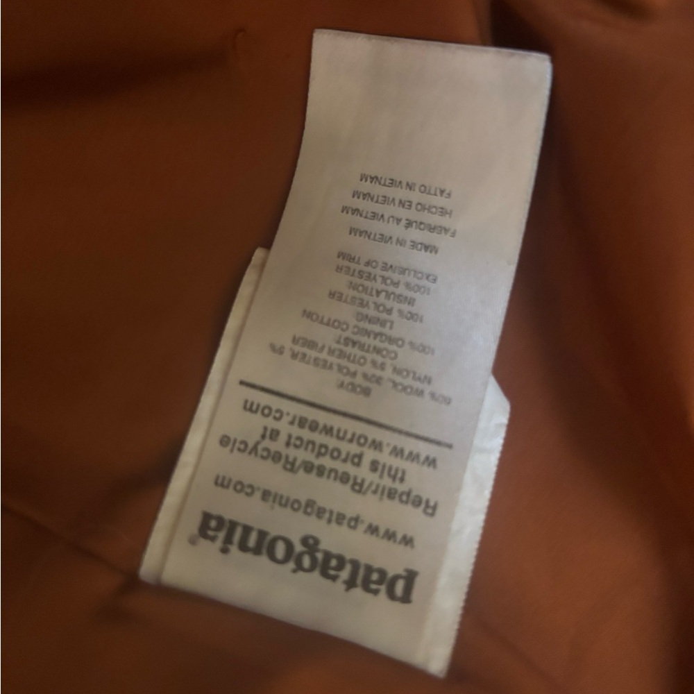 Patagonia Woman’s wool Rust color Jacket - Picture 6 of 8